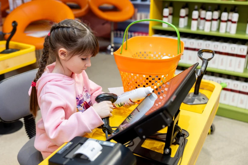 У Києві відновив роботу інтерактивний парк дитячих професій - 9