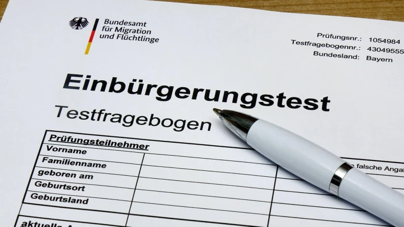 Einbürgerungstest і перевірка інтеграції
