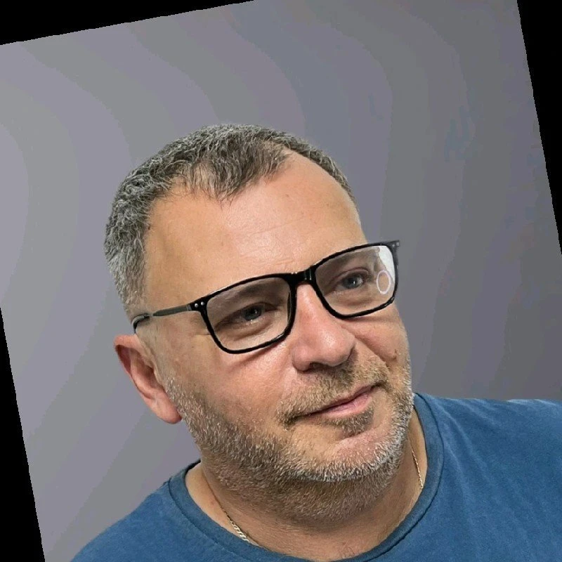 Олександр Корецький — незалежний інженерний та бізнес-технічний консультант