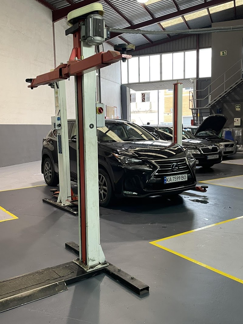 SSS - Sprint Service Station - Taller Mecanico BOX A