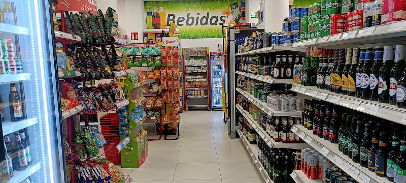 Український продовольчий магазин