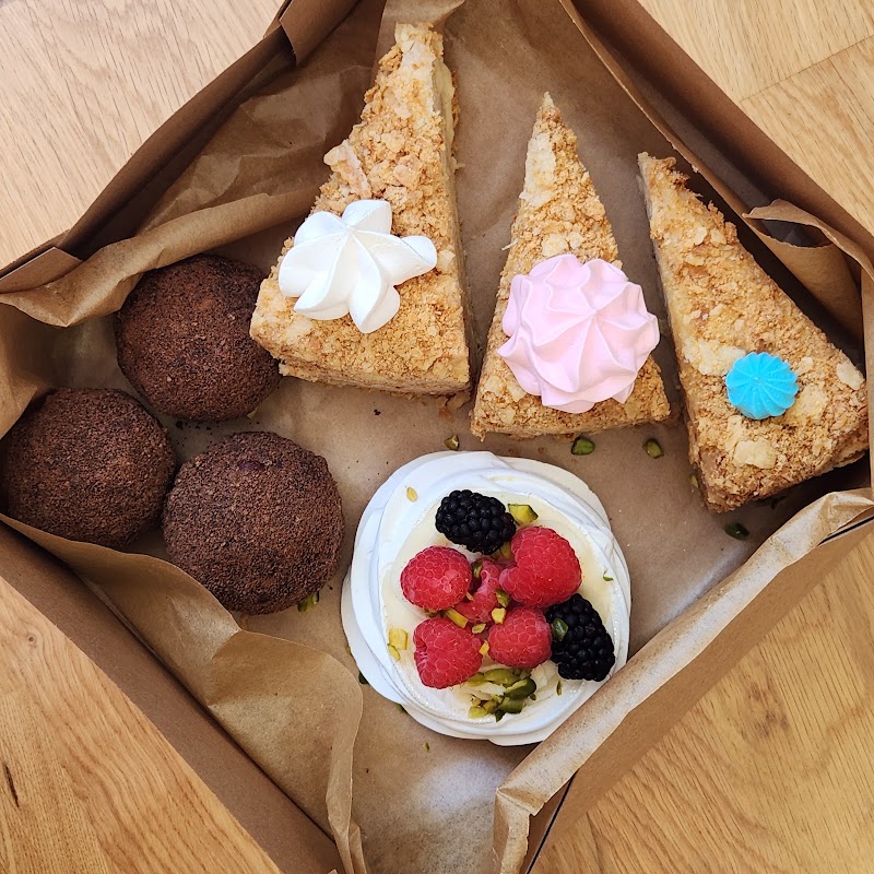 Yanetta: brunch, coffee & pastries