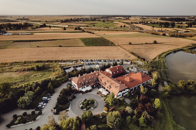 Dwór Bogucin Hotel & Restauracja