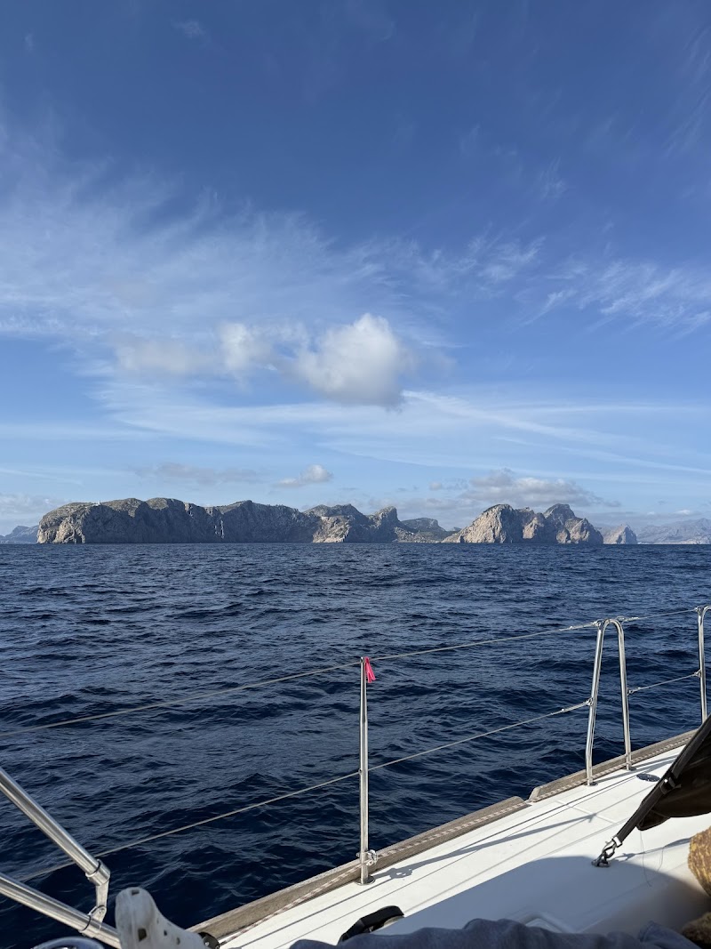 Katran Sailing School