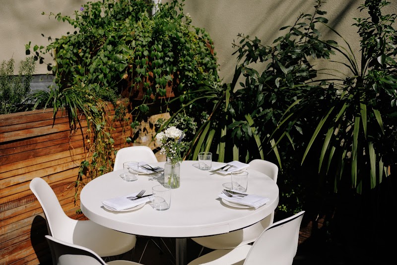 Mriya Neo Bistro