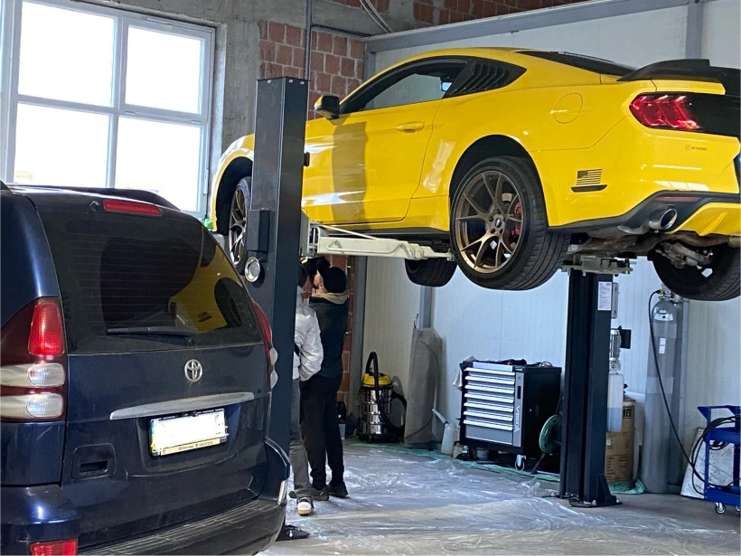 Український автосервіс у Загребі