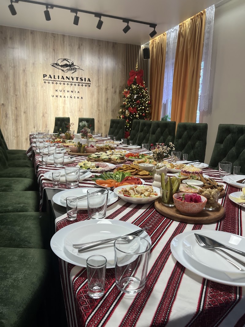 Restauracja "PALIANYTSIA" kuchńia ukraińska