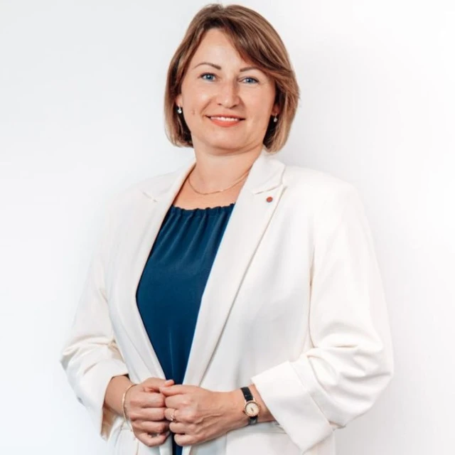 Oksana Diahilieva - Versicherungen & Finanzberatung