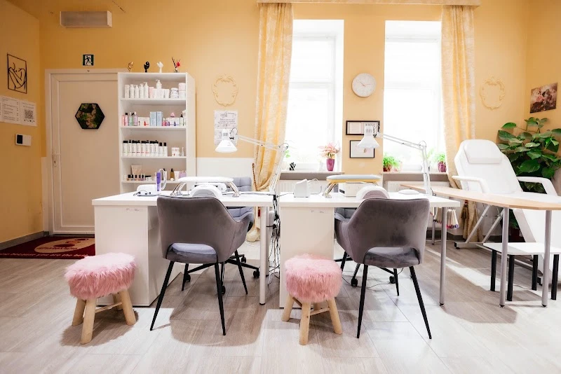 AmoreShine Beauty Salon