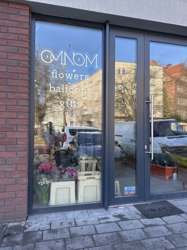 Kwiaciarnia OMNOM – Kwiaty z dostawą | Bukiety ślubne & Wiązanki pogrzebowe | | Gdańsk Wrzeszcz