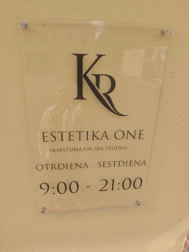 "ESTETIKA ONE"