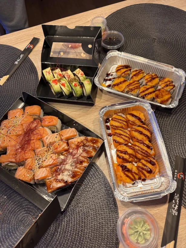 Barbado Sushi and Bowls
