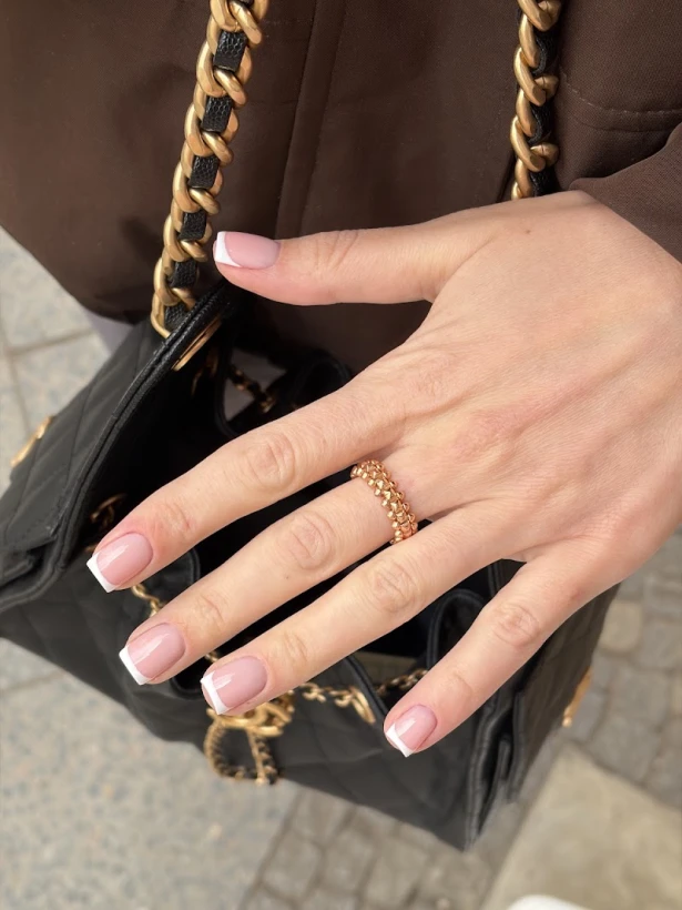 Navi Nails Studio