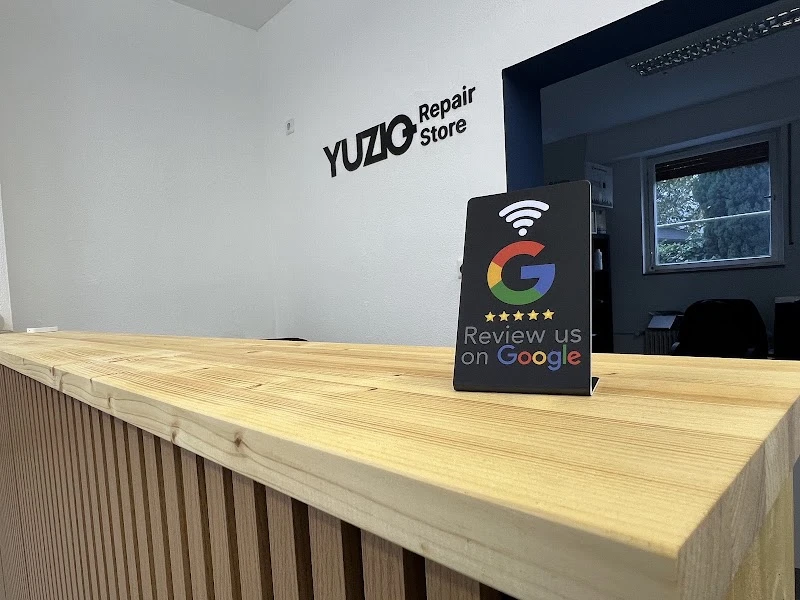 Yuziq Repair Store
