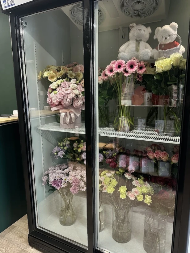 Lily Flowers — квітковий магазин