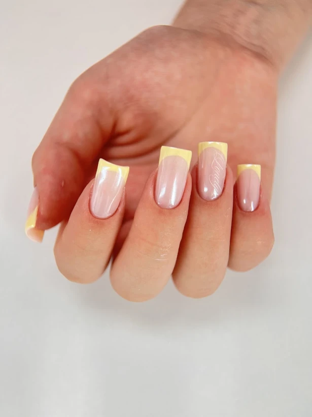 4HANDS