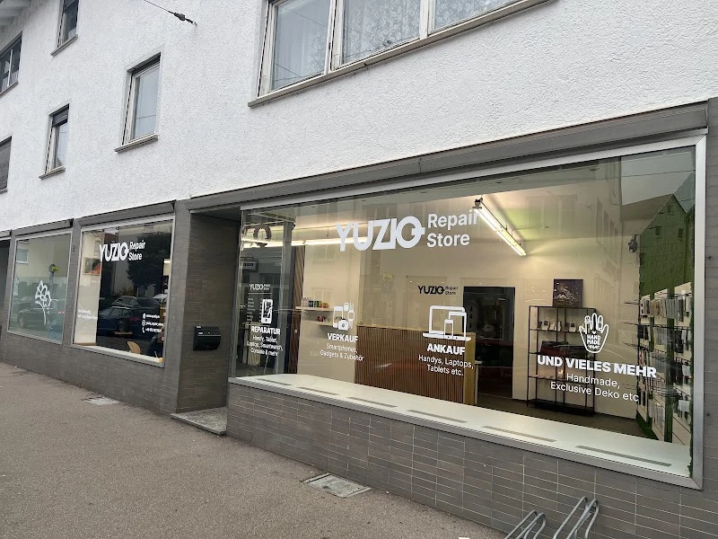 Yuziq Repair Store