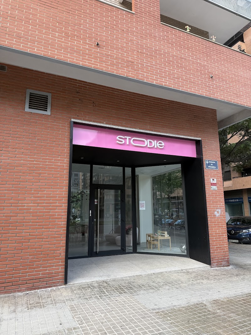 Stoodie — студія м'якого спорту