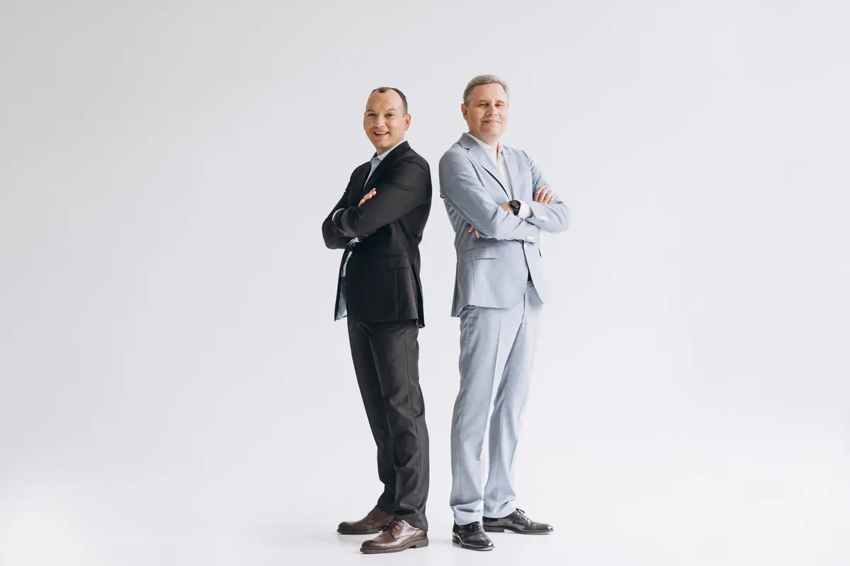Засновники iPlan